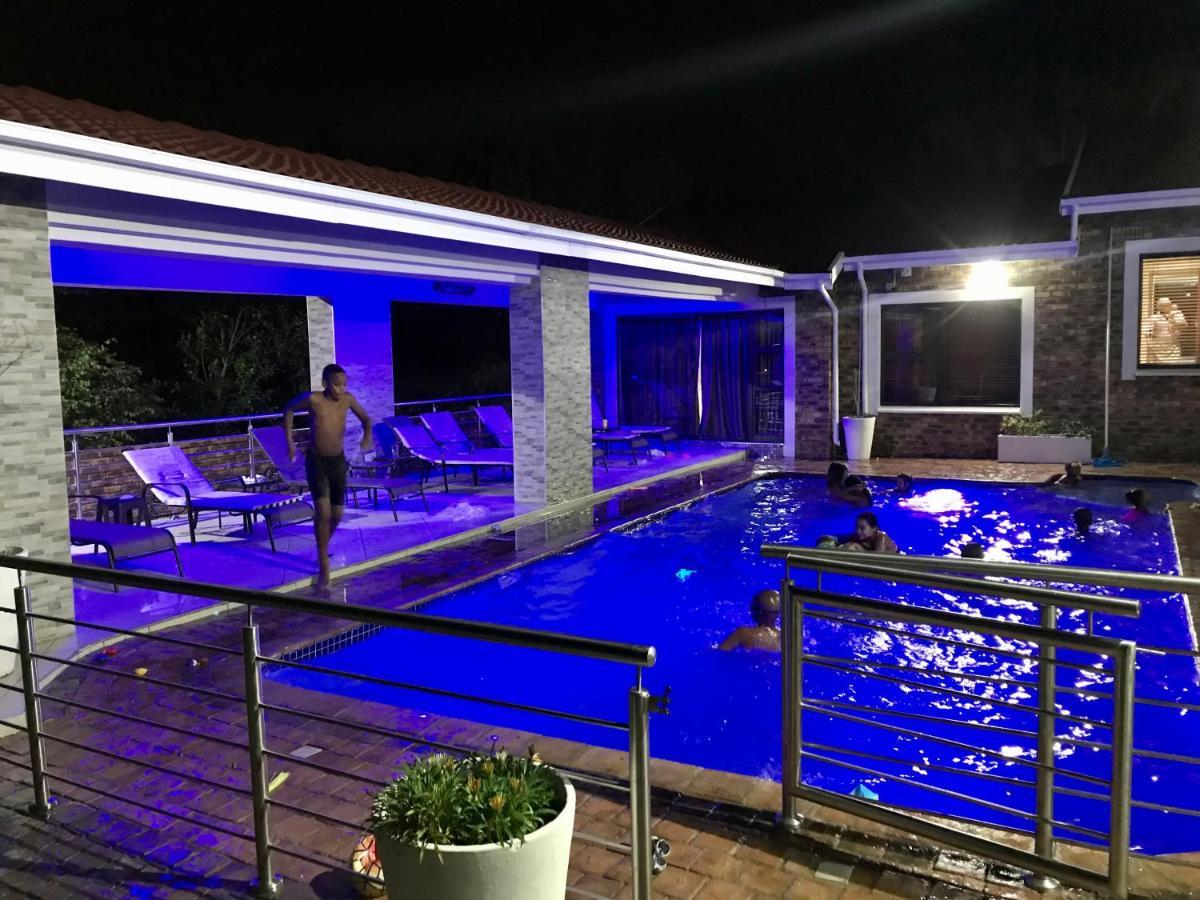 C&C Hotel Vibes Randpark Ridge Jhb 14 Units Available Randburg Dış mekan fotoğraf